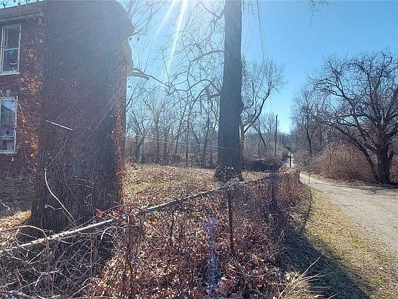 3rd image of 11152 Lookaway Dr