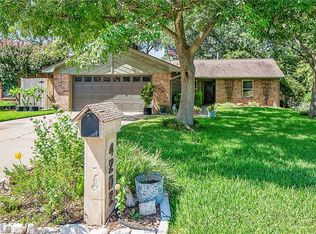 4202 Green Valley Dr, Bryan, TX 77802