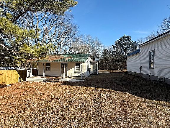 3rd image of 145 Chaney Blvd