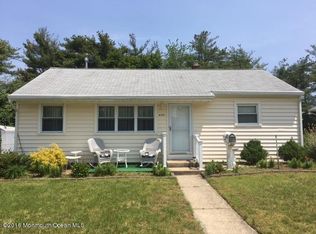 400 Terrace Ave, Toms River, NJ 08753