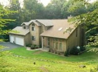 26 Christian Ln, Brookfield, CT 06804