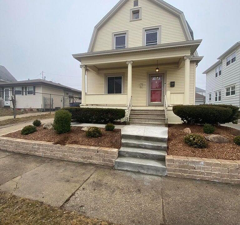 1st image of 2028 Carter STREET