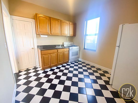 2nd image of 26-46 28th St #1A