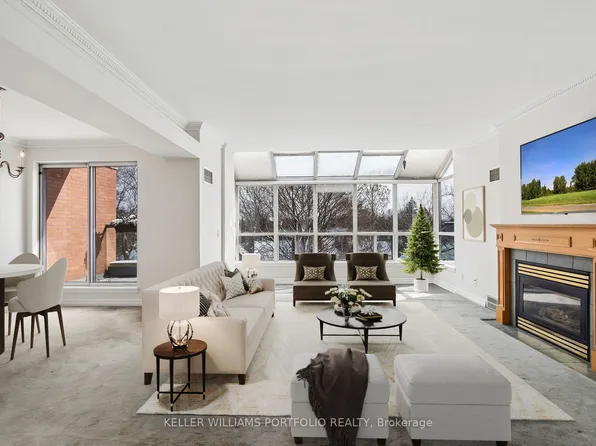 2727 Yonge St #702, Toronto, ON M4N 3R6