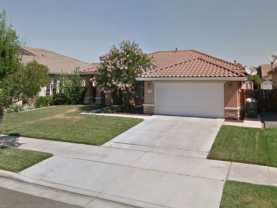 1st image of 3929 Gossamer Way