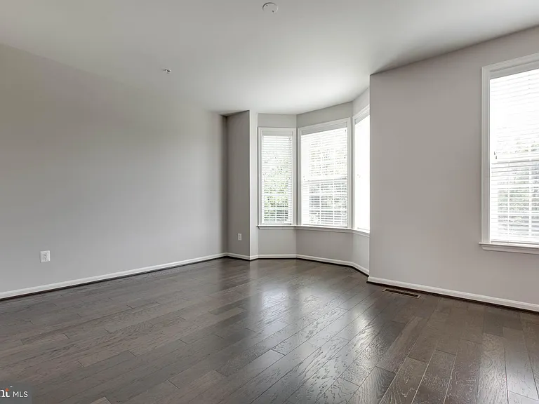 6227 Doctor Patel Dr — Photo 10