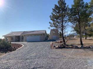 871 E Falcon St, Pahrump, NV 89048