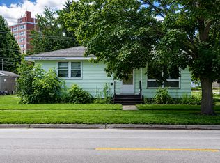 930 W Howard St, Pontiac, IL 61764