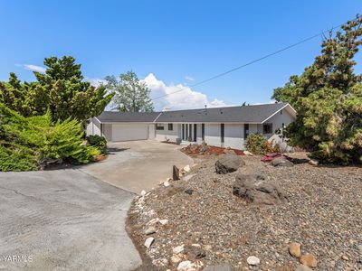 5207 Crest Dr, Yakima, WA, 98908
