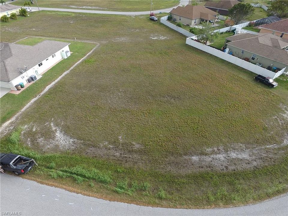 1st image of 1814 NW 12th Ter