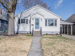 33 Fordham Ct, Albany, NY 12209