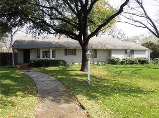 7102 Robin Rd, Dallas, TX 75209