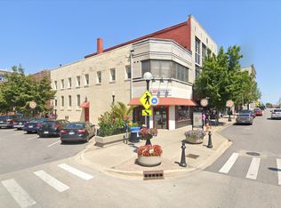 12 E Chester St, Champaign, IL 61820