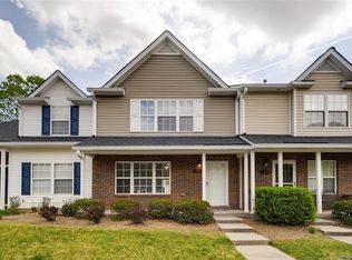 3032 Mayer House Ct, Charlotte, NC 28214