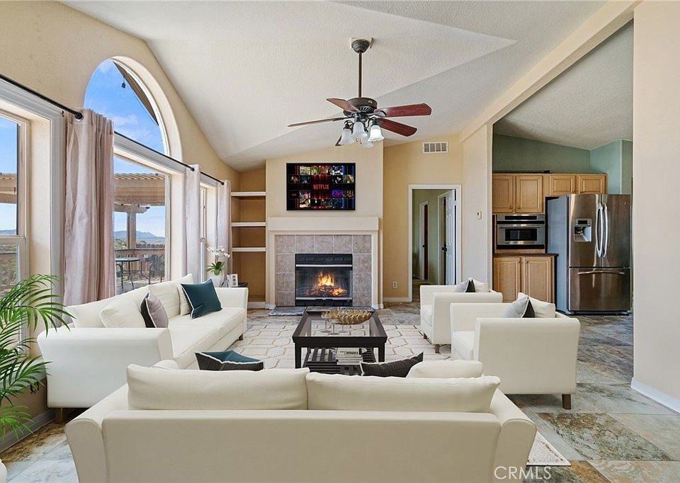1st image of 40744 Mountainside Dr