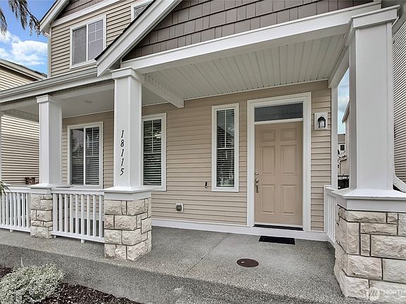 3rd image of 18115 15th Avenue E