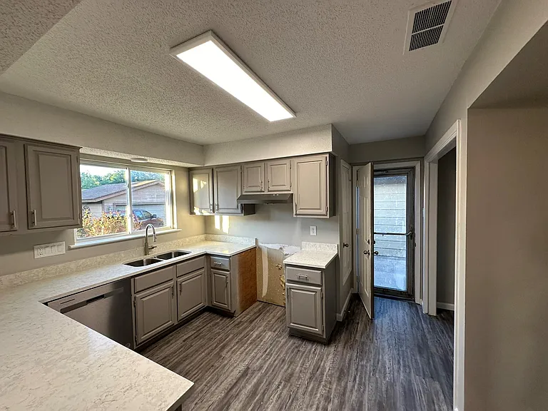 295 Mooring Cir #A — Photo 14