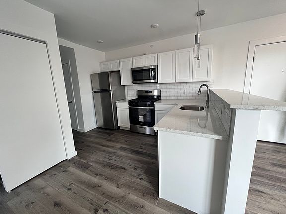 3rd image of 240 E Girard Ave #8