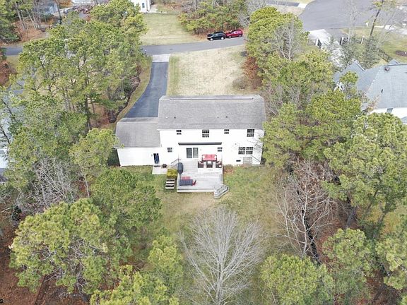 2nd image of 508 Heritage Ct