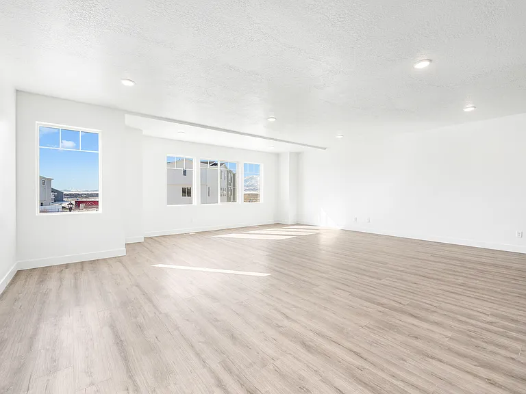 5248 N Folkstone Dr — Photo 21