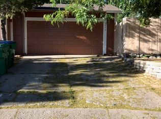 6750 Flower St, Reno, NV 89506