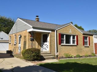 3217 S 49th St, Milwaukee, WI 53219