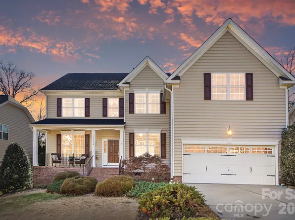 10914 Stone Bunker Dr, Mint Hill, NC 28227