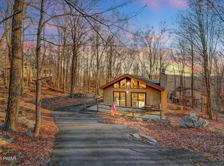 139 Ridgeview Dr, Lake Ariel, PA 18436