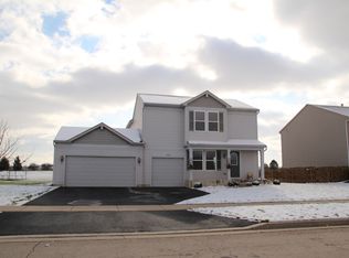 3021 Hiddengreen Dr, Belvidere, IL 61008