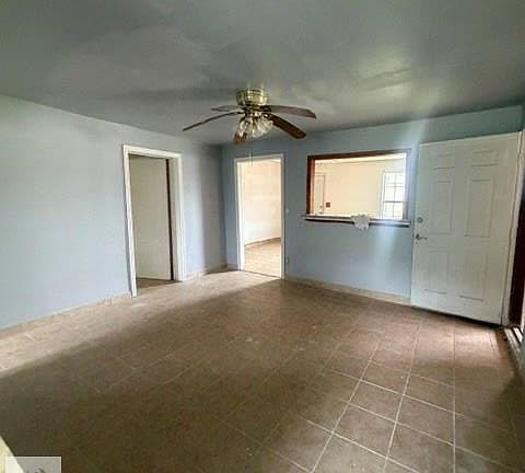 5th image of 4904 Mesa Ave