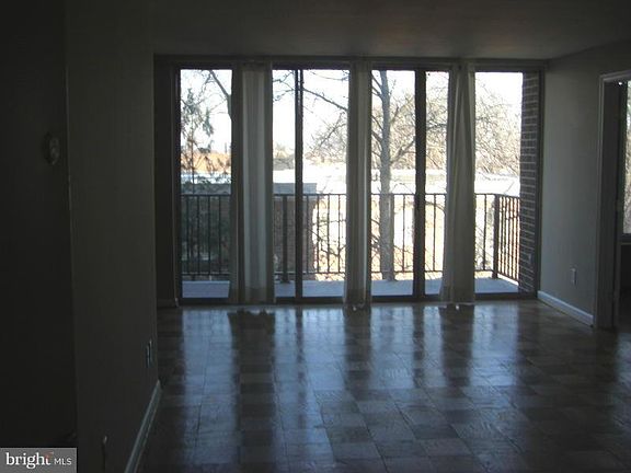 2nd image of 1510 12th St N APT 402