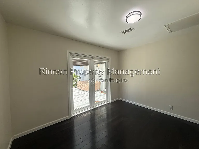 238 Douglas Ave — Photo 14