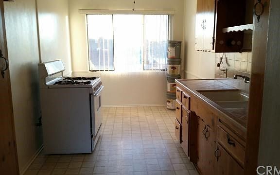 4th image of 212 W Fairview Ave APT C