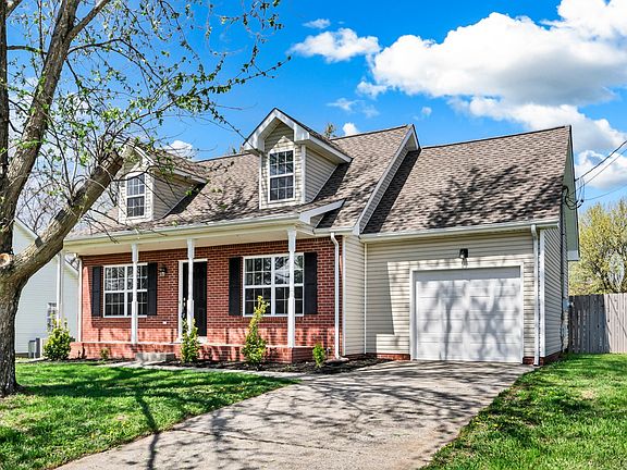 3rd image of 1331 Meredith Way