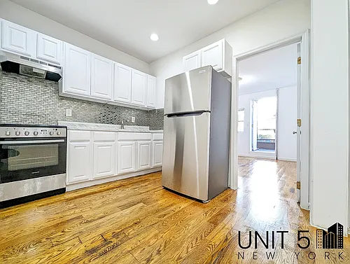 901 Willoughby Ave #1E Photo 1