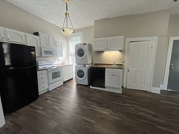 2nd image of 402 N Highland Ave #B