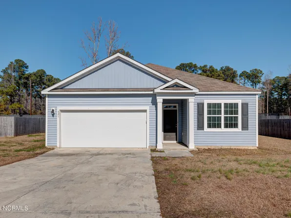 621 Granite Lane, Castle Hayne, NC 28429