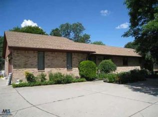 39305 Dodge Park Rd, Sterling Heights, MI 48313