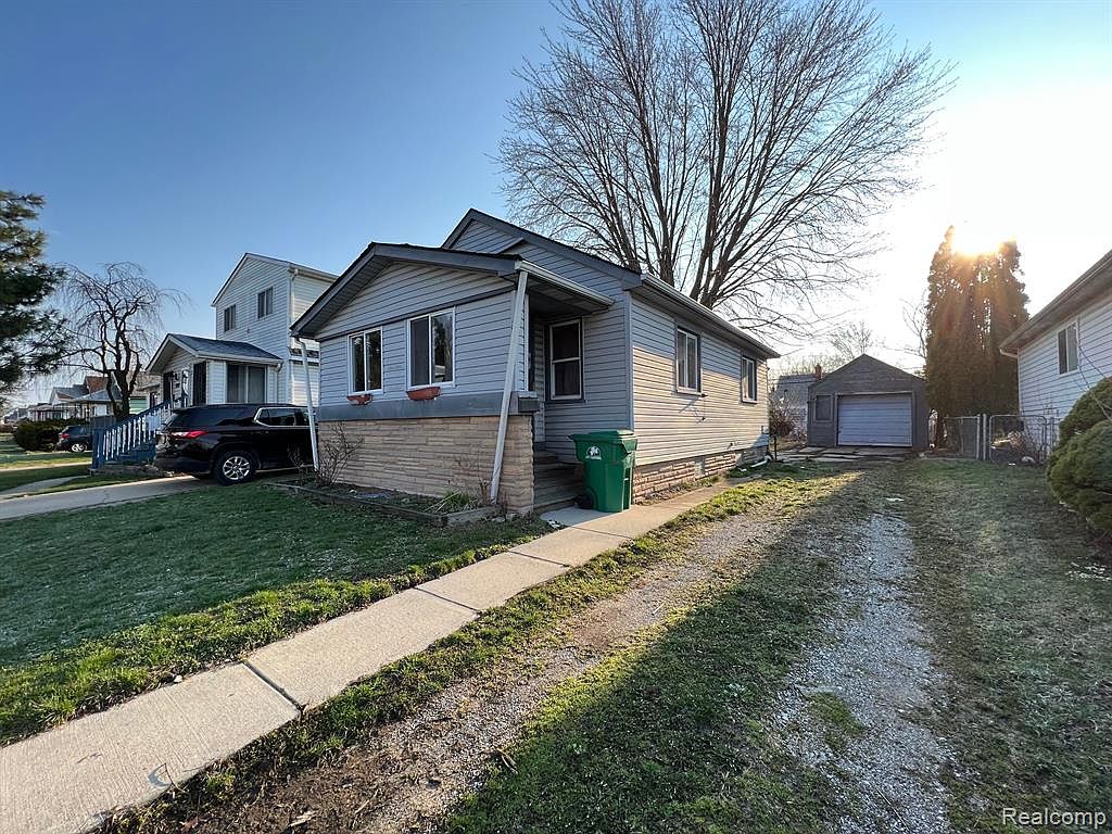 21802 Nevada Ave, Eastpointe, MI 48021 Zillow
