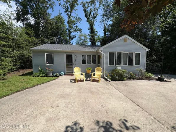 35 Keelson Drive, Waretown, NJ 08758