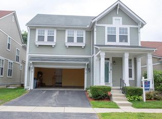 2018 Harbor Village Ave, Keego Harbor, MI 48320