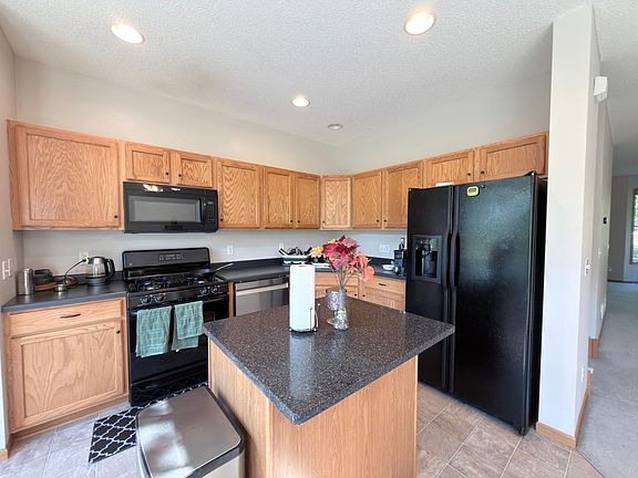 5th image of 15608 Prospect Rd