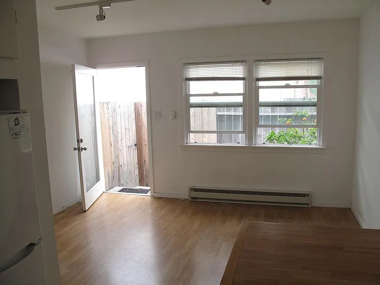 37 19th Ave #2 — Photo 9
