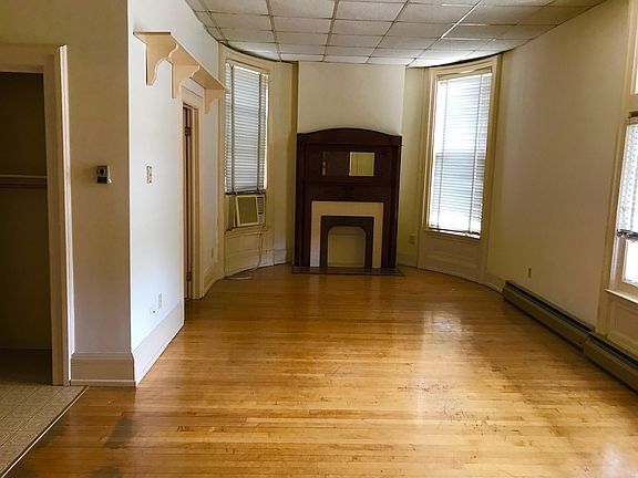 5th image of 515 N 5th St APT 101