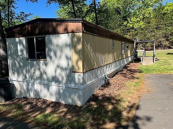 2nd image of 225 Shuffler Rd #C