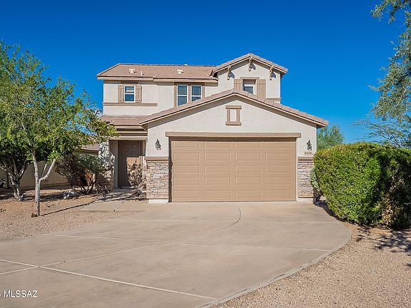 3rd image of 8978 N Roebling Dr