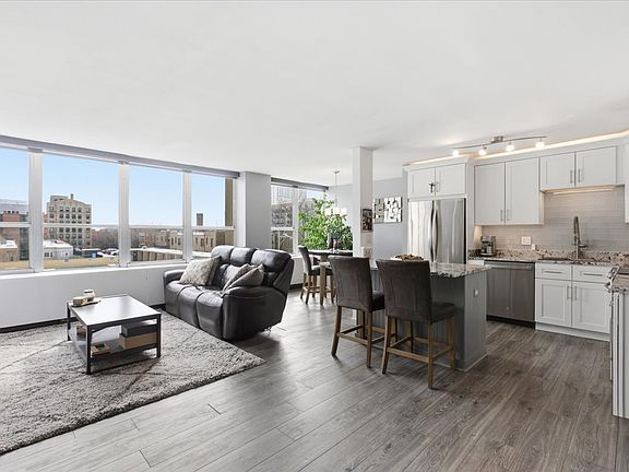 5th image of 655 W Irving Park Rd APT 303