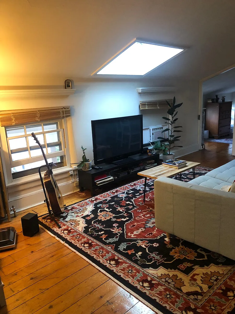Building Photo - 318 N Matlack St #3