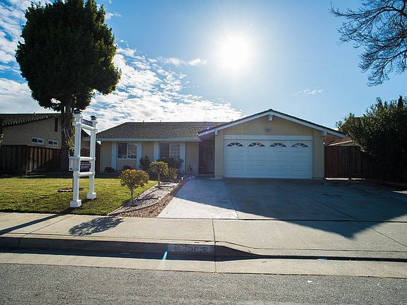 3rd image of 1262 Zachary Ct