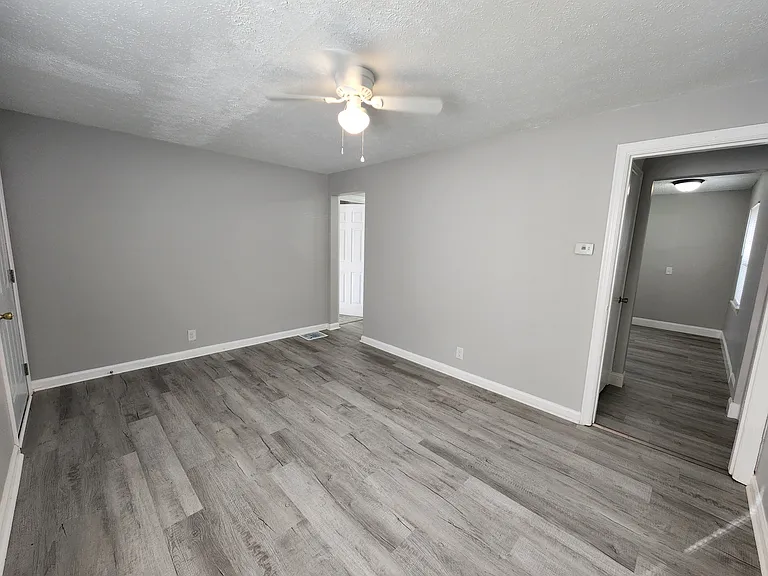 2519 Renwood Pl — Photo 7